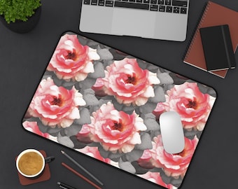 Floral Schreibtischmatte, rosa Rose Collage, modernes Büro Dekor, stilvolle Floral Mauspad, romantische Geschenkidee, elegantes Arbeitsplatz Accessoire, Wohnheim