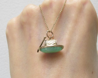 Vintage 14k Yellow Gold Jade Boat Charm Pendant