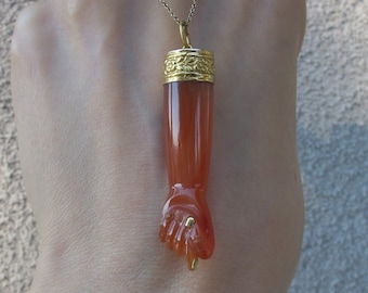 Antique 18k Yellow Gold Agate Figa Pendant Charm