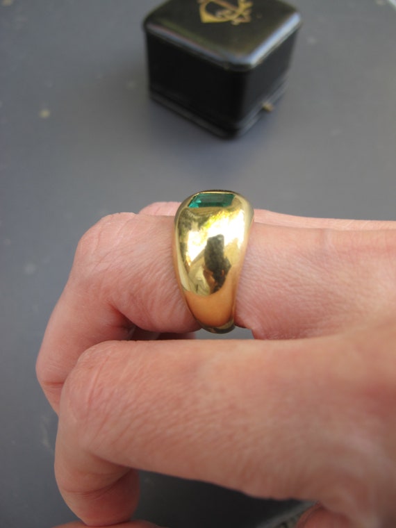 Vintage 18k Yellow Gold Natural Emerald Band Ring - image 7