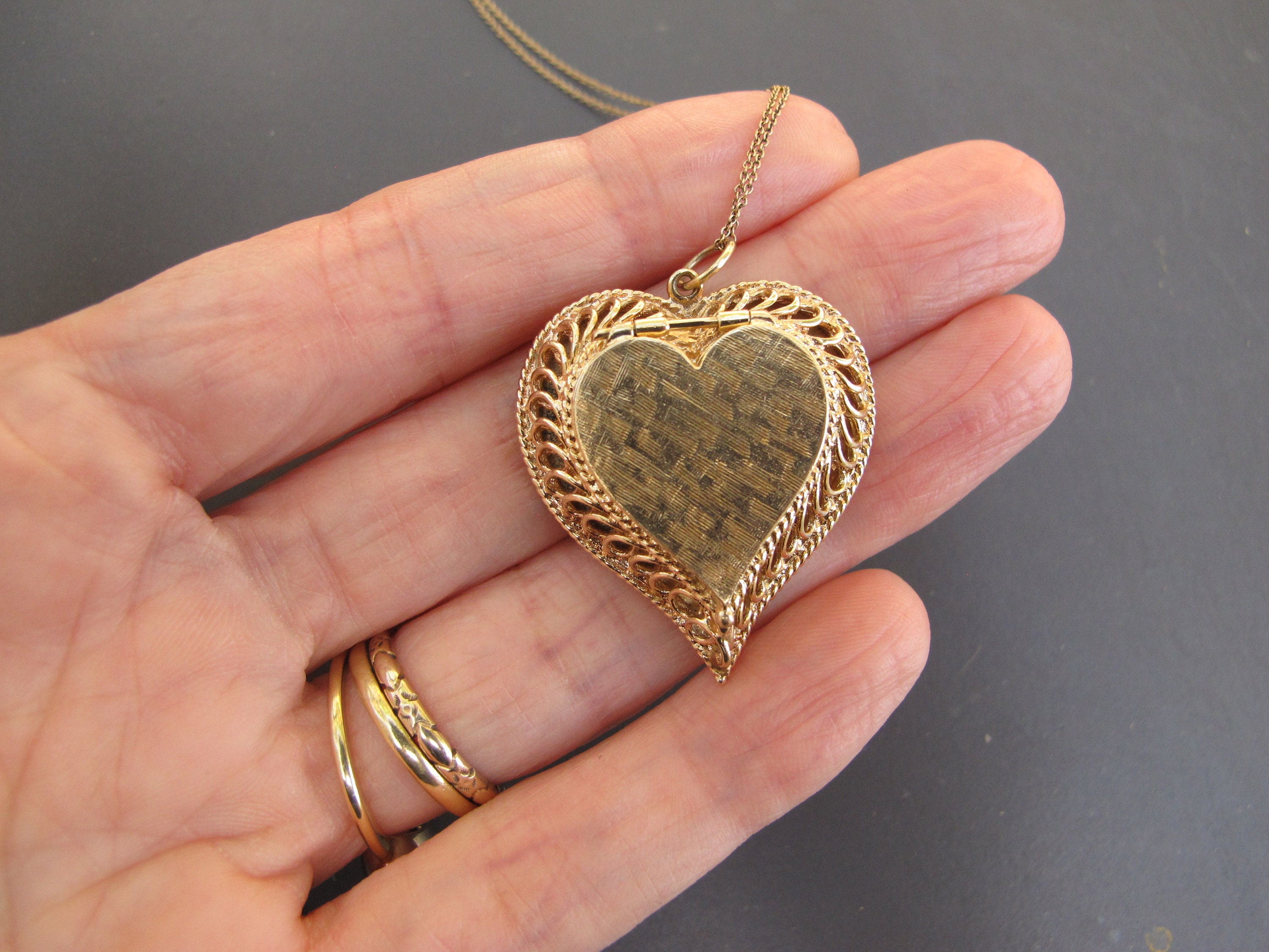 Vintage 14k Yellow Gold Heart Shaped Locket Pendant - Etsy