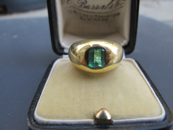 Vintage 18k Yellow Gold Natural Emerald Band Ring - image 2