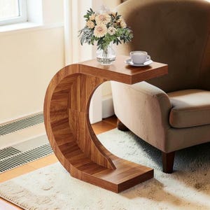 C-förmiger Sofa-Beistelltisch, Walnuss-Finish, platzsparender Beistelltisch, rustikales, modernes Design