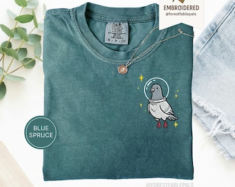T-shirt pigeon de l'espace, chemise brodée pigeon rigolo, t-shirt animal cosmique mignon, chemise couleurs confort, cadeau pour amoureux des pigeons, chemise animal mignon