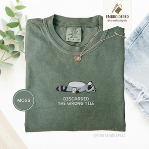 Embroidered Funny Mahjong Raccoon Shirt - Mahjong Gift, Mah Jong Shirt, American Mahjong, Mahjong Lover Gift, Mahjong Player Tee, Mahjongg Moss