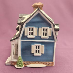 Berkshire House, Department 56 New England Village Series, original blue, #5942-0 image 6