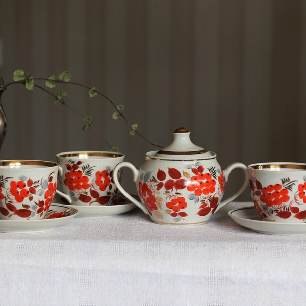 Vintage Tea Coffee Serving Set made by Polonne porcelain Factory. Hand painted Botanical Floral décor, Made in Ukraine, USSR Soviet times