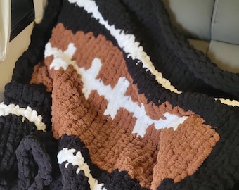 Football Chunky Knit Throw Blanket (55"x53")