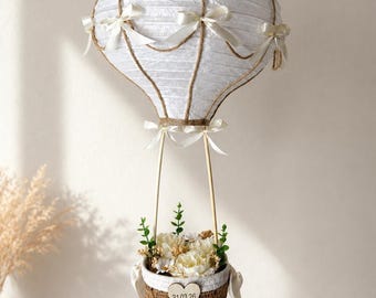 Leuchtender Heißluftballon · Geschenk zur Hochzeit · personalisiert · Geldgeschenk Hochzeit · Ballon mit Blumen · Deko Brautpaar