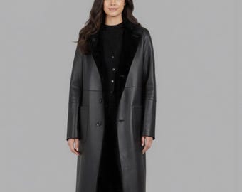 Svart lång läderkappa med pälsslag för kvinnor | Vinterkläder