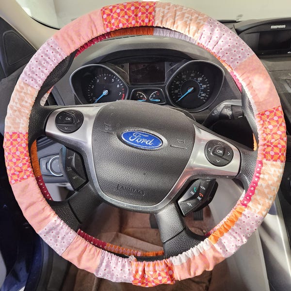 Pink and orange patchwork quilt design steering wheel cover, faux quilt design, car accessories, stretchy steering wheel cover