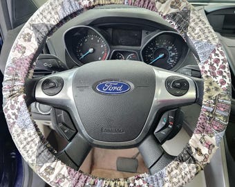 Book lover steering wheel cover, faux quilt design, organic cotton car accessories, gift for new driver, gift for reader