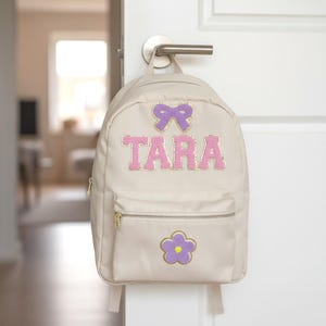 Mini sac à dos personnalisé pour tout-petits avec patchs en chenille cousus. Retour à l'école, sac de bébé, sac de bébé. Sac à dos pour garçons et filles.