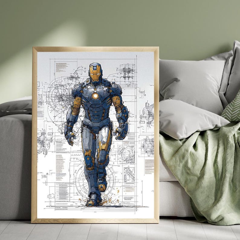 Puede incluir: Impresi&oacute;n enmarcada que presenta una ilustraci&oacute;n detallada de un superh&eacute;roe con un traje met&aacute;lico. La obra de arte est&aacute; ambientada sobre un fondo de estilo plano con dibujos t&eacute;cnicos. El superh&eacute;roe est&aacute; representado en tonos azules, dorados y grises.