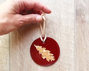 Oak Leaf red boho wall hanging, leaf wall art decor, polymer clay wall art crimson red, unique home fall decor, small apartment art, nature