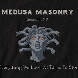 Medusa Masonry Retro Graphic T-Shirt | Mythology Workwear Tee | Distressed Stoneworker Shirt