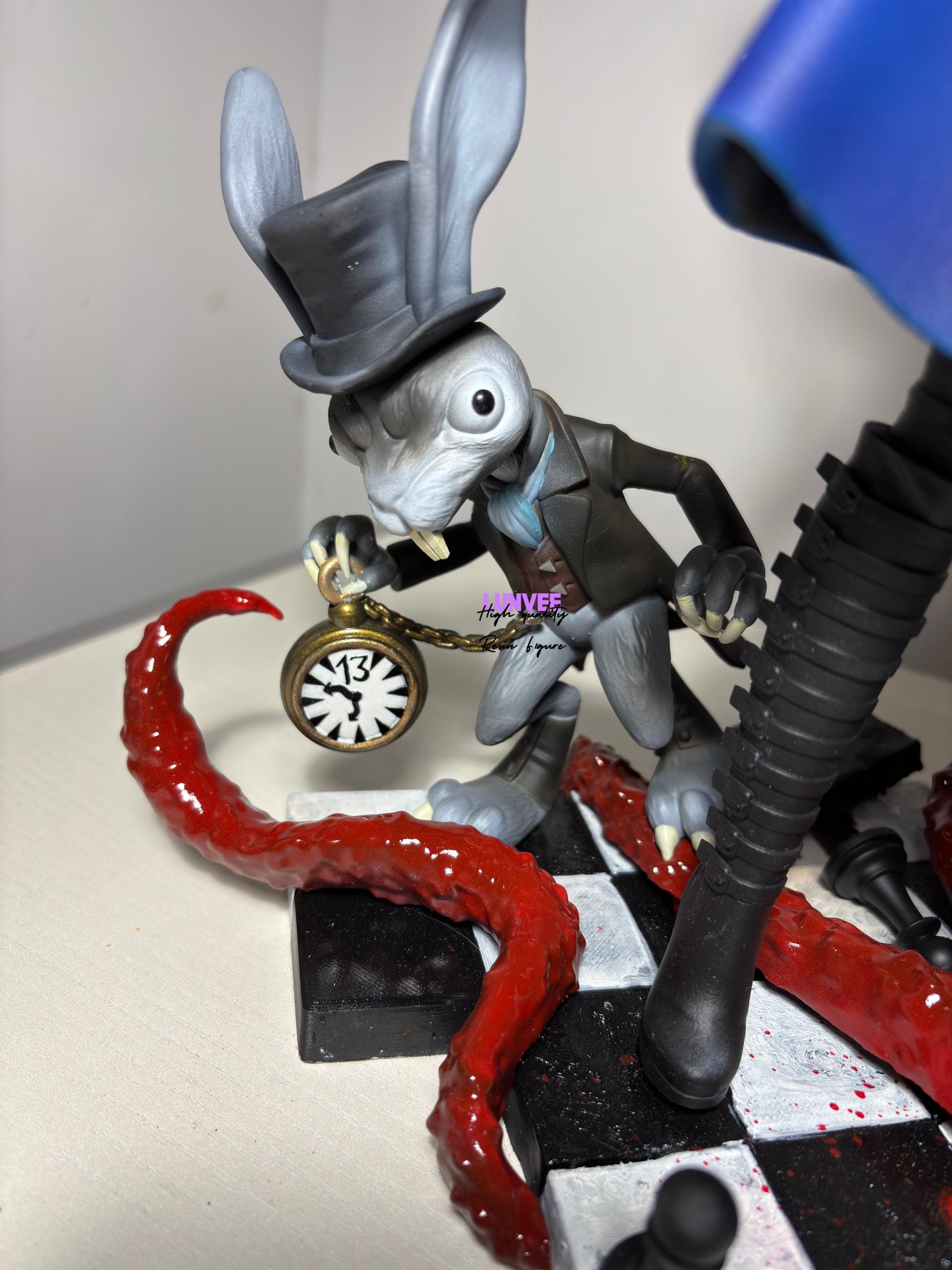 Alice Madness Returns Collectible Figure, Haunted Alice Statue