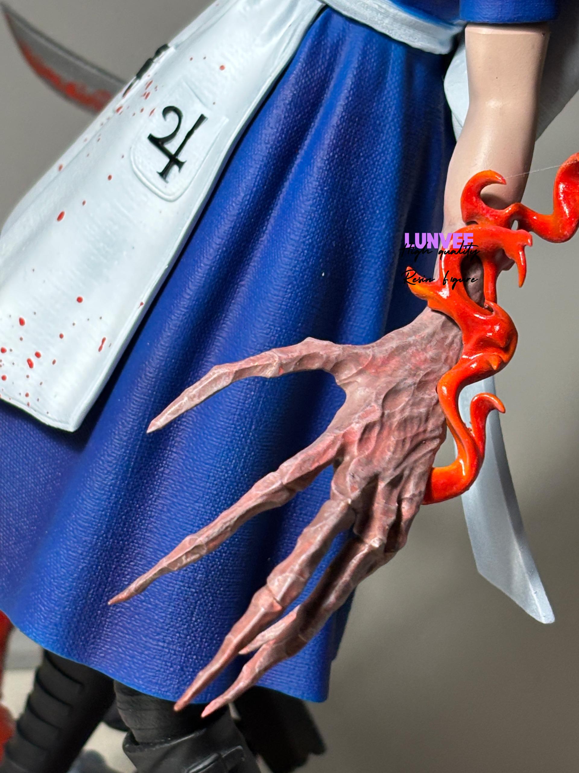 Alice Madness Returns Collectible Figure, Haunted Alice Statue