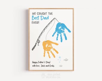Abbiamo catturato il miglior papà di sempre! Impronta della mano artistica, regalo stampabile per la festa del papà da 2 bambini, il miglior papà di sempre! Impronta della mano a forma di pesce! 0191