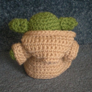 Made to order, Hand crocheted Star Wars like Yoda with Cloak Amigurumi Doll image 2