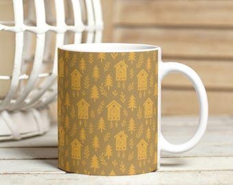 Mustard – Black Forest Cuckoo Clock Mug | Germany Souvenir, Minimal Schwarzwald Coffee Cup, Modern Woodland Design | 11 oz Ceramic Cup