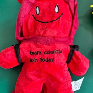 C00lkidd Roblox ぬいぐるみ、Team c00lkidd Forsaken ぬいぐるみ、かわいい Roblox キャラクター おもちゃ、子供用ゲーマー ぬいぐるみ、コレクター向け Roblox ぬいぐるみ