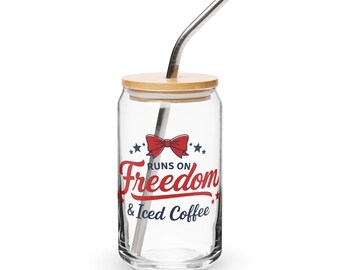 Freiheit & Eiskaffee Glastasse | Vaterländisches Trinkgefäß (16 oz)