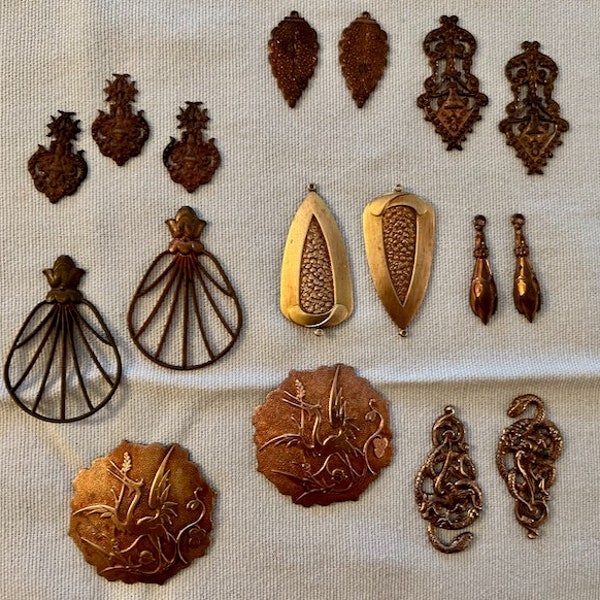 Vintage: Embossed Pressed Metal Copper Jewelry Assemblage Findings Pieces, Lot of 17