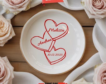 Personalized Couple Jewelry Dish, Custom Names Ring Dish, Heart Trinket Dish, Anniversary Gift for Couple, Valentine Gift, Wedding Gift