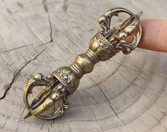 Vajra de latón hecho a mano / Decoración de escritorio para el hogar o el templo