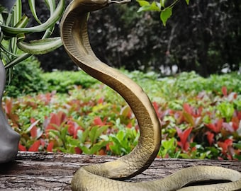 Pure copper vintage cobra sculpture / home desktop craft decoration