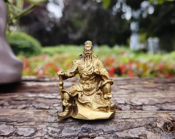 中国のアンティーク、手作りの精巧で希少な純銅製の関羽像装飾品