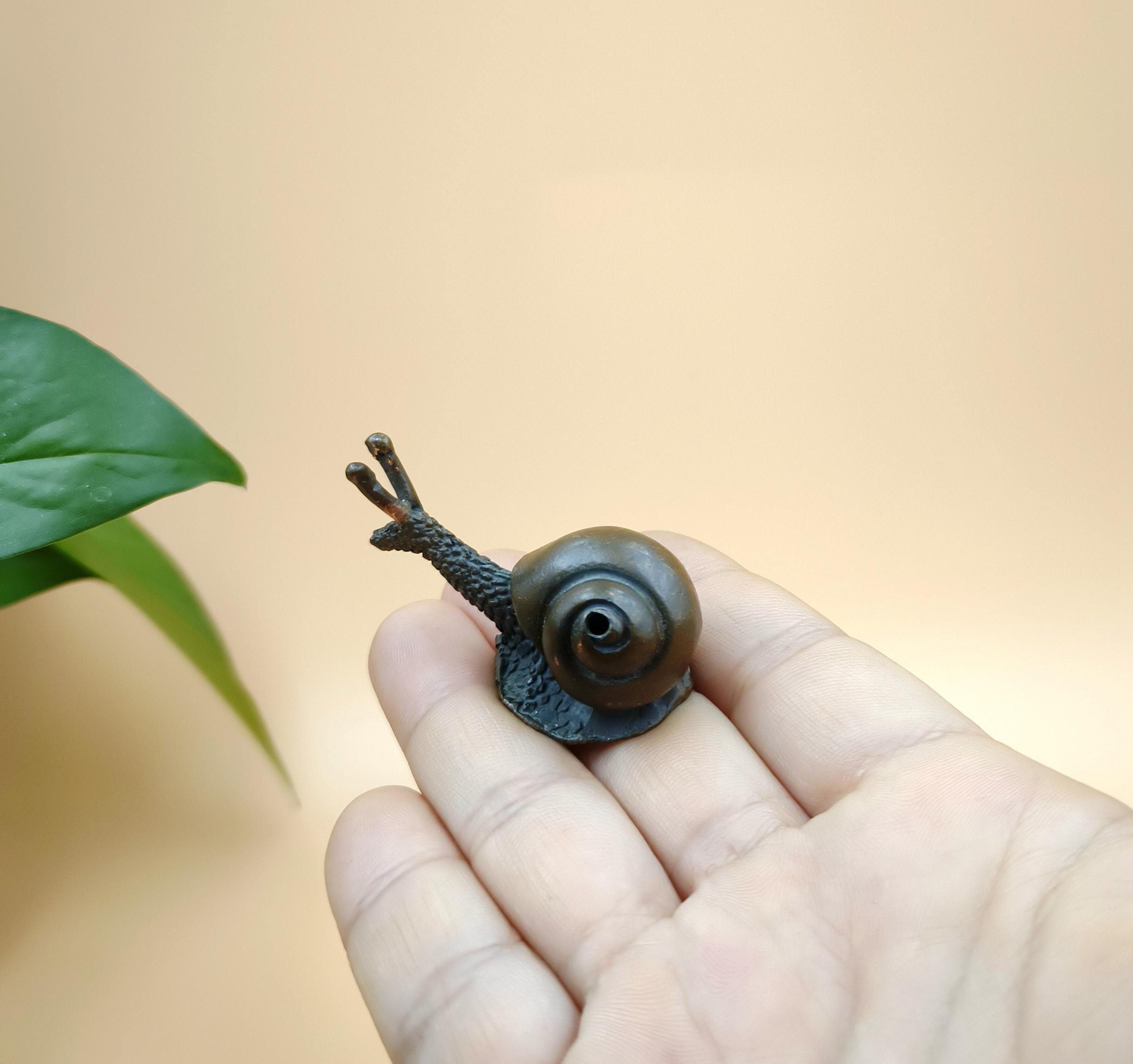 Antique-style Solid Copper Snail Tea Pet Sculpture / Miniature Desktop ...