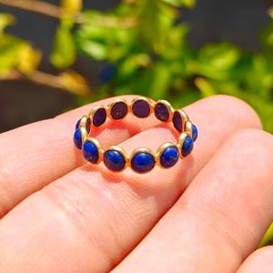 Bague d'éternité en lapis-lazuli, argent sterling plaqué or