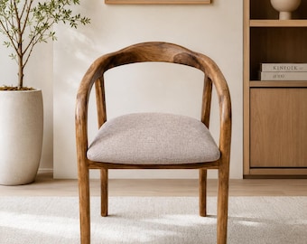Silla de comedor marroquí de madera hecha a mano — Sillón esculpido, asiento tapizado - Silla artesanal de estilo moderno de mediados de siglo