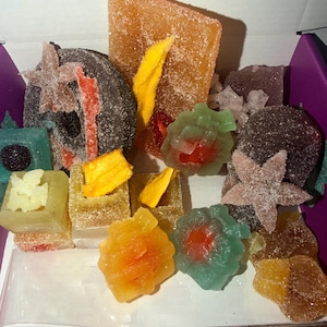 1 libra de caramelos de cristal japoneses Kohakutou rellenos de mermelada o pasta, rellenos de gomitas y con recubrimiento ácido opcional.