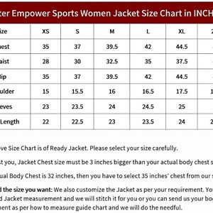 Puede incluir: Una tabla de tallas para una chaqueta Master Empower Sports con medidas en pulgadas para tallas de XS a 2XL, incluyendo pecho, cintura, cadera, hombros, mangas y largo frontal, junto con texto adicional sobre la gu&iacute;a para elegir la talla.