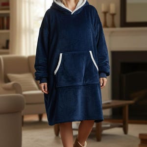 Sweat-shirt oversize à capuche et couverture - Polaire Sherpa Snugggie image 5