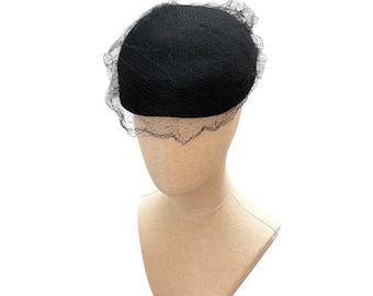 Black Victoria Style Fascinator Hat with Veil, Chic Funeral Accessory
