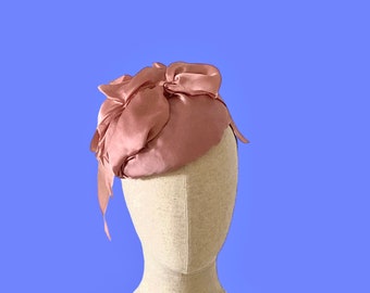 light pink dress hat/ silk mini hat for women/ pastel occasion hat/ Ascot hat, fascinator hat UK/ wedding hat made in Israel