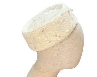 Beaded White Box Hat India - Etsy display picture 1