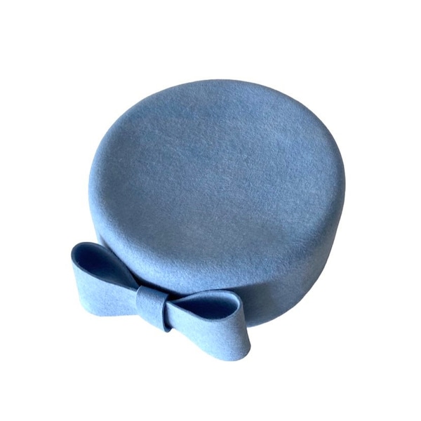 cappello pillbox blu pastello/ cappello di feltro azzurro/ cappello vestito blu per l'inverno/ cappello Audrey formale/ cappello anni '50 per le donne realizzato in Israele