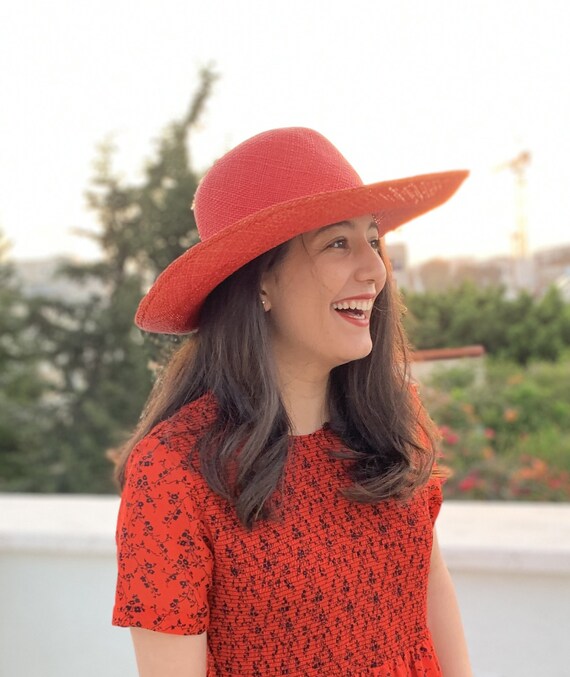 ladies red straw hats