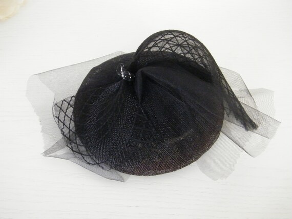 black occasion hat
