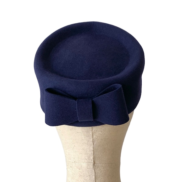 navy pillbox hat/ formal 60s hat for women/ felt funeral hat/ couture occasion hat/ 50s jackie hat/ Audrey hat UK