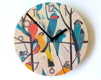 AI Entworfene Vögel im Baum Hölzerne Wanduhr: Bunte moderne stille Uhr