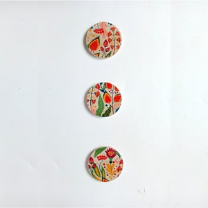 Objectify Set of 3 Small Wall Art Disks - Retro Floral