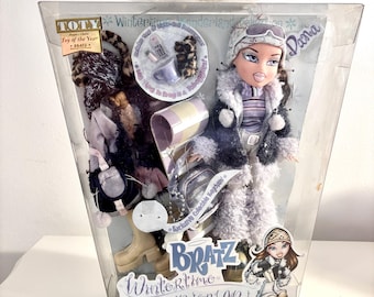 Bratz vintage wintertime wonderland Dana doll 2003 NIB