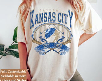 Camiseta de béisbol Comfort Colors de Kansas City, estilo vintage para el día del partido | Camiseta retro para aficionados al estilo de los Royals | Regalo de béisbol de Kansas City | C098