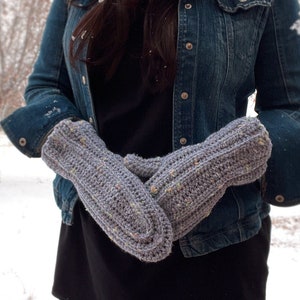 Crochet Pattern ~ Woman's All Good Mittens ~ Women Gloves Crochet Pattern ~ Cute Mittens Crochet Pattern